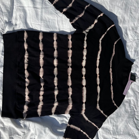 NEW WITH TAGS Wild Fable Striped Sweatshirt - Picture 3 of 4